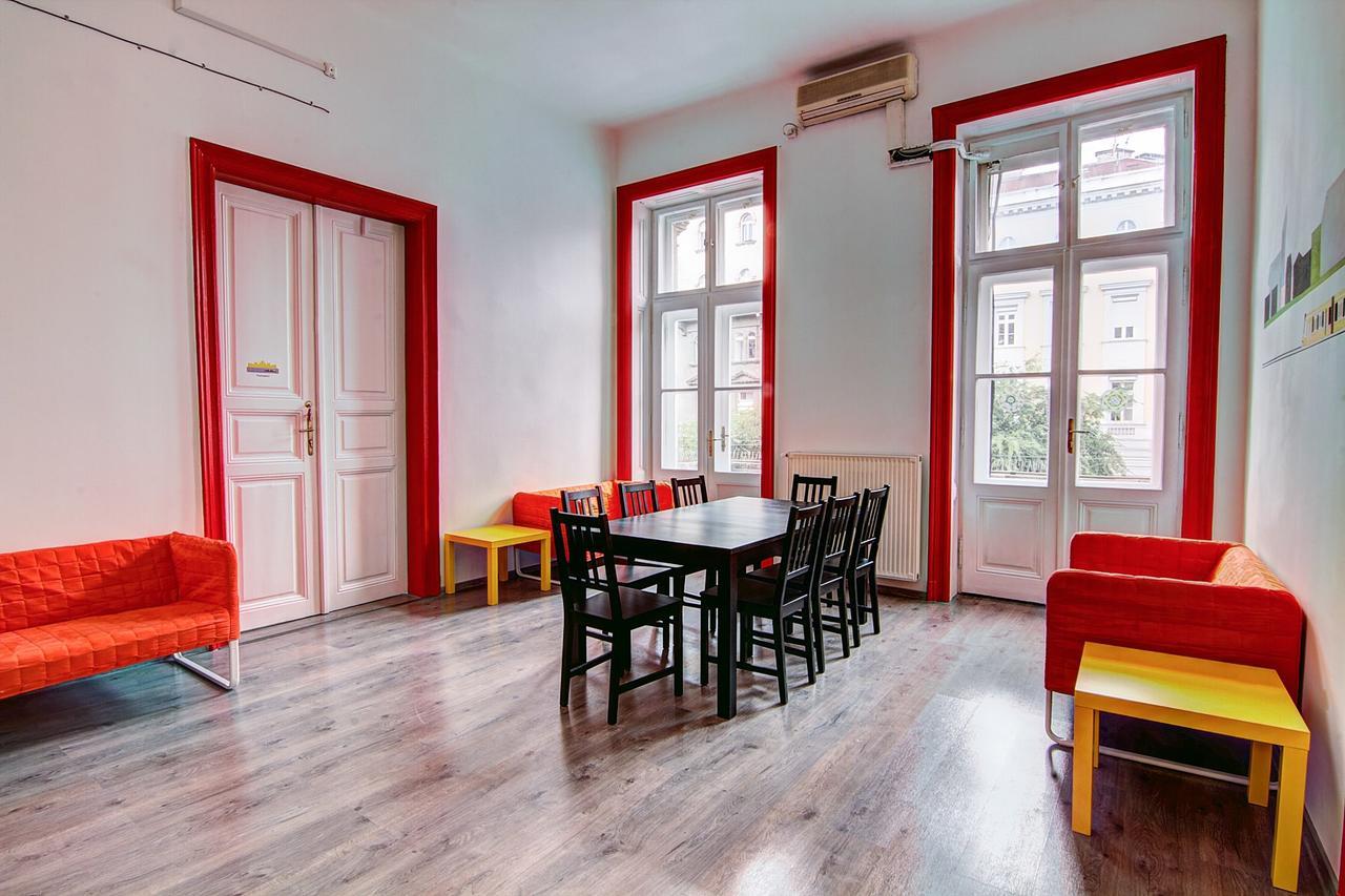 Pal'S Mini Hostel Budapest Eksteriør bilde