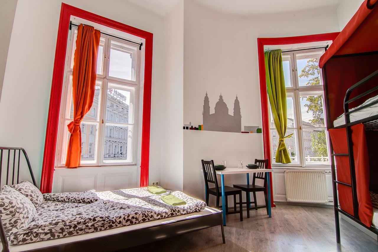 Pal'S Mini Hostel Budapest Eksteriør bilde